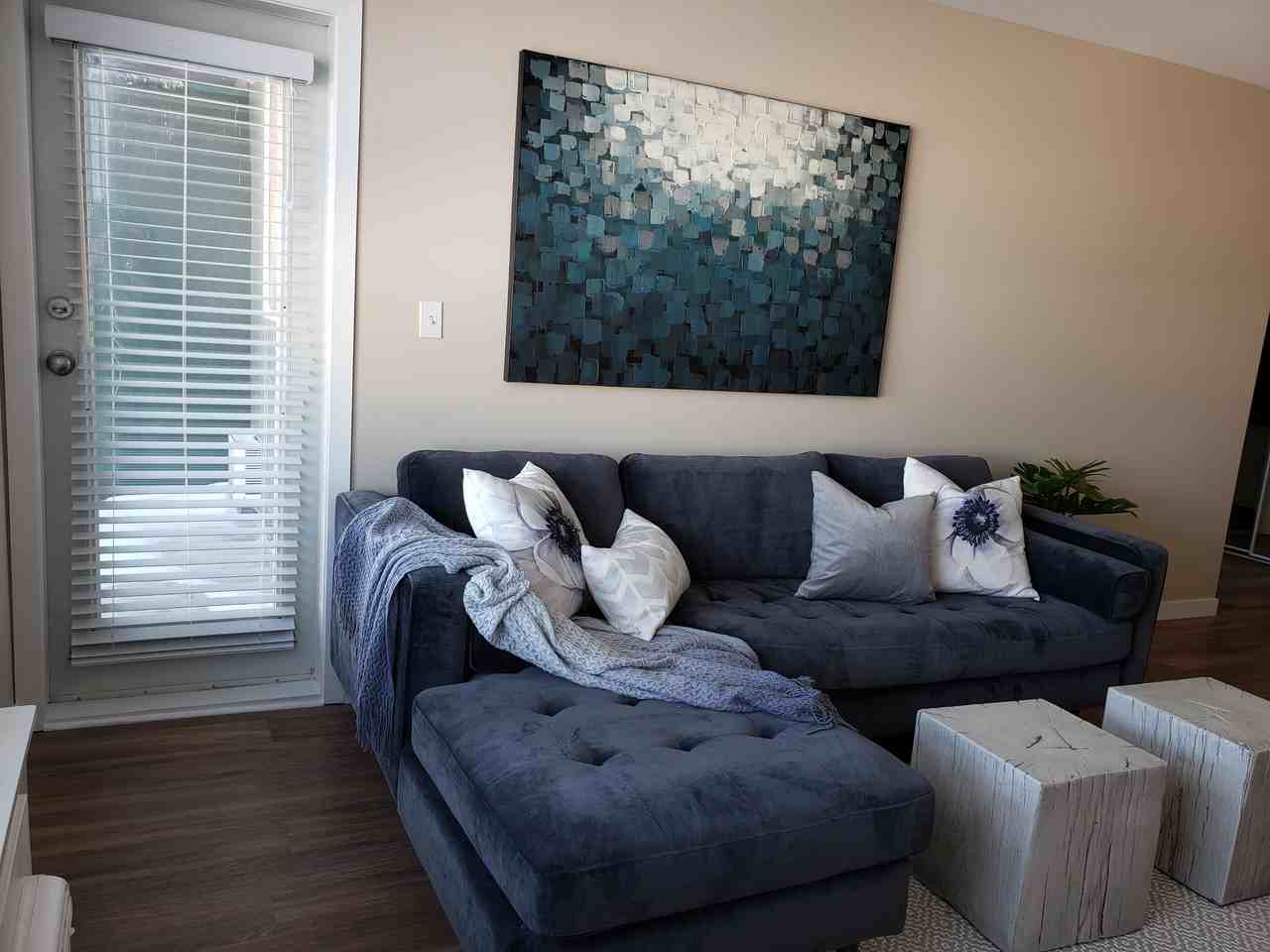 Red Deer Apts - Photo 4 of 15