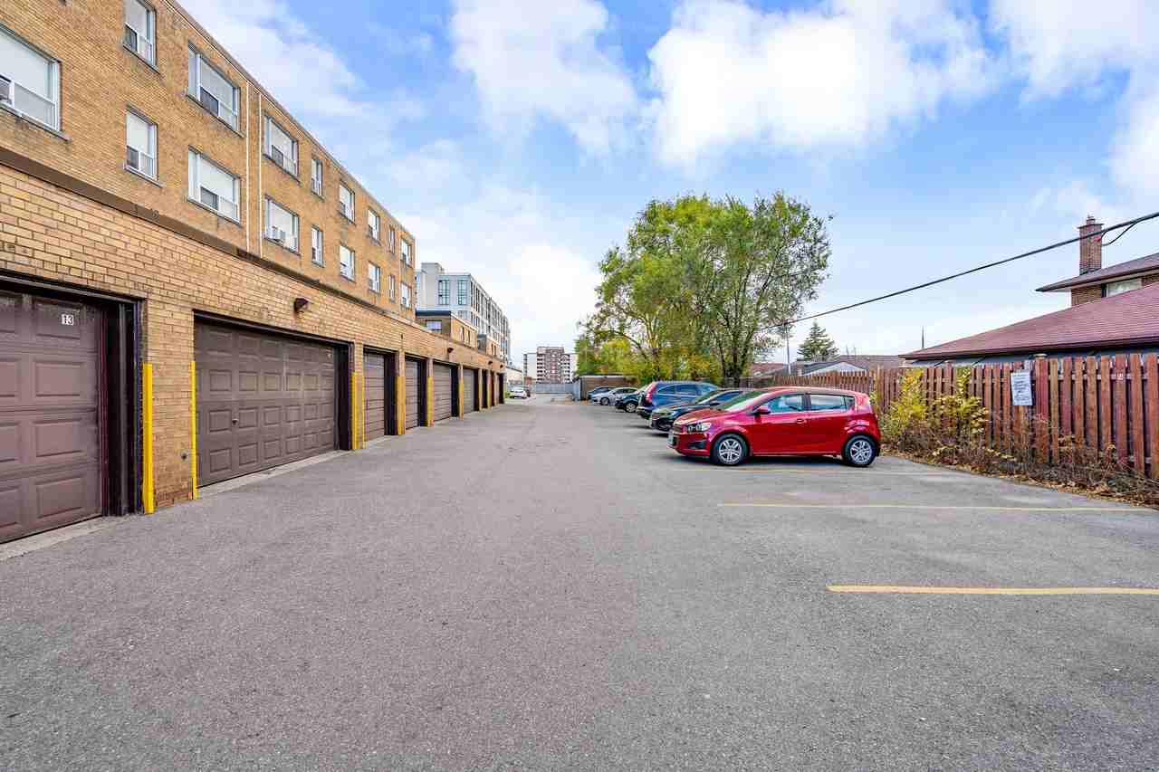 Fairlawn Apartments - Photo 2 of 14