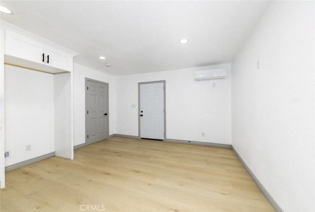 10 W Trafford St - Photo 6 of 6