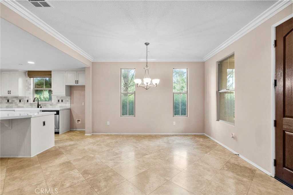 20433 Paseo Cresta - Photo 7 of 45