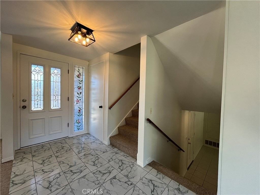 729 La Grange Ave - Photo 7 of 32