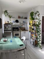 featured image of 225 Gladstone Ave