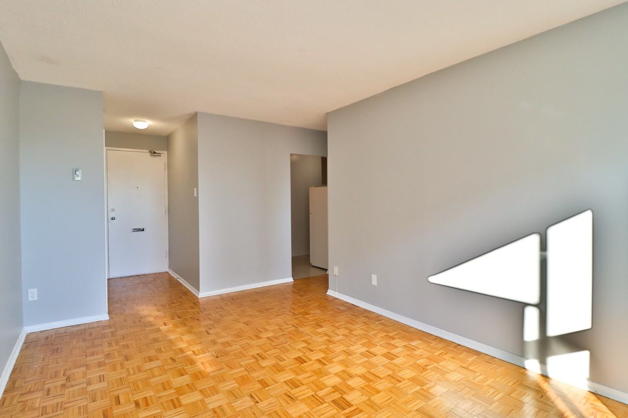 125 Stewart Street - Photo 3 of 15