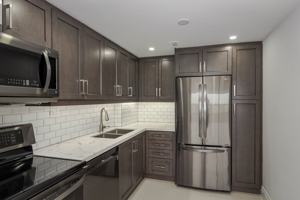 featured image of 2515 Bathurst St