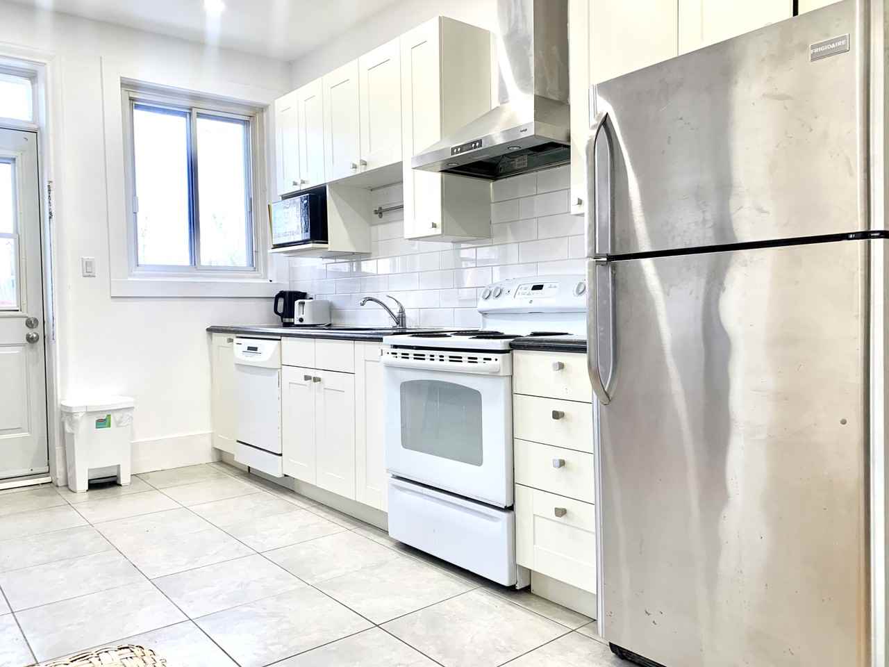 5960 Avenue de Monkland - Photo 3 of 12