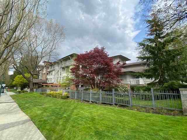 Laurier House - Photo 3 of 31