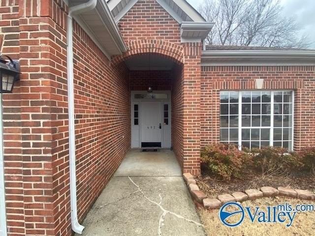 492 Sussex Dr Sw - Photo 2 of 49