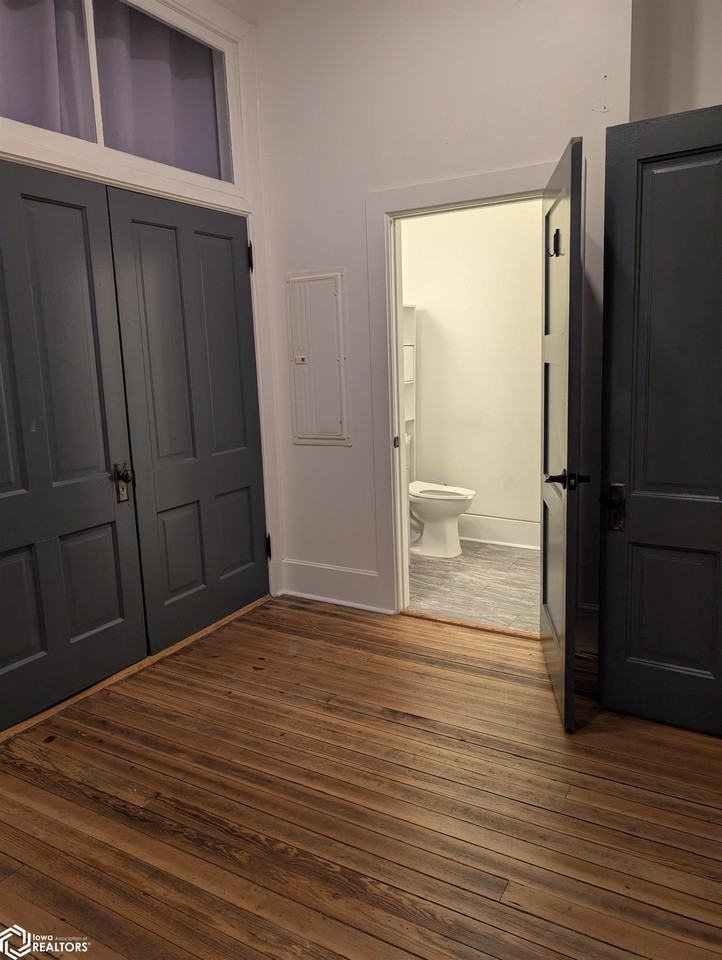 334 Washington St Unit 3 #3 - Photo 4 of 6