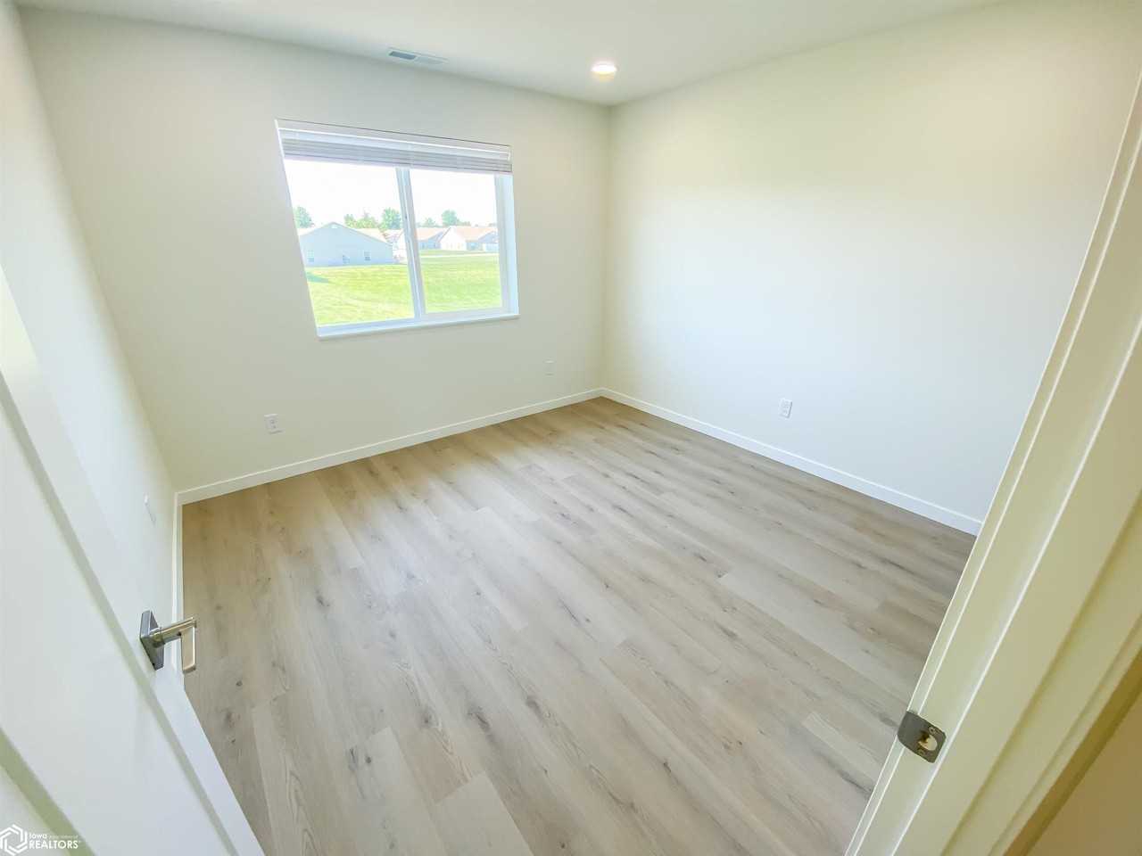 502 Layne Dr Apt 103 #103 - Photo 5 of 9