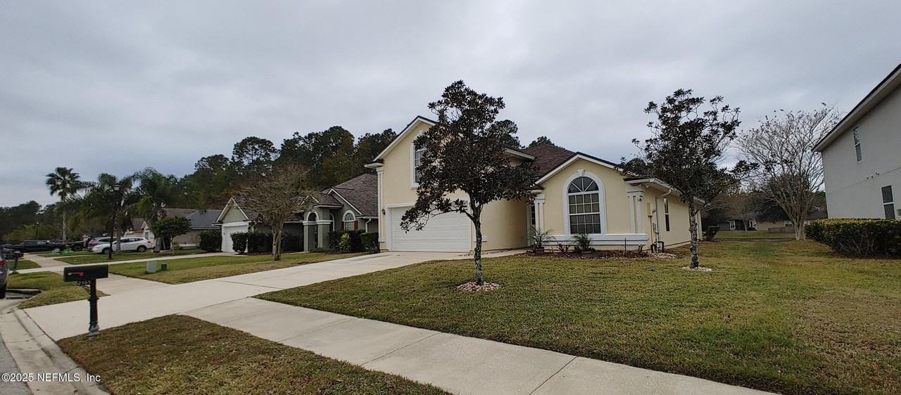 2155 S Cranbrook Ave - Photo 4 of 32