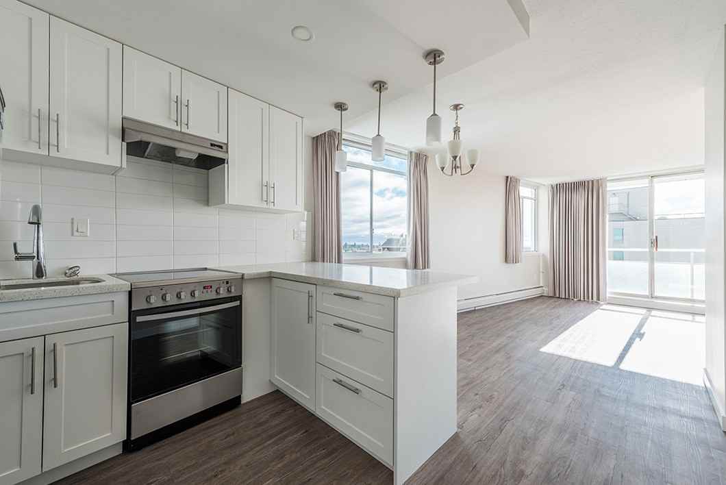 5815 Yew Street - Photo 3 of 19