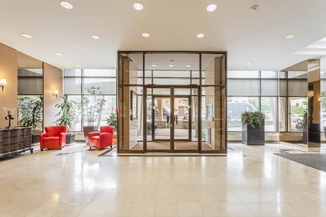 4840 Côte St-Luc Montreal - Photo 3 of 50