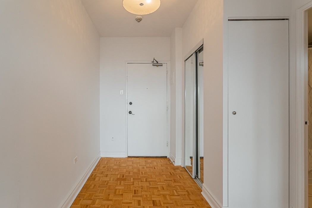 4840 Côte St-Luc Montreal - Photo 6 of 50