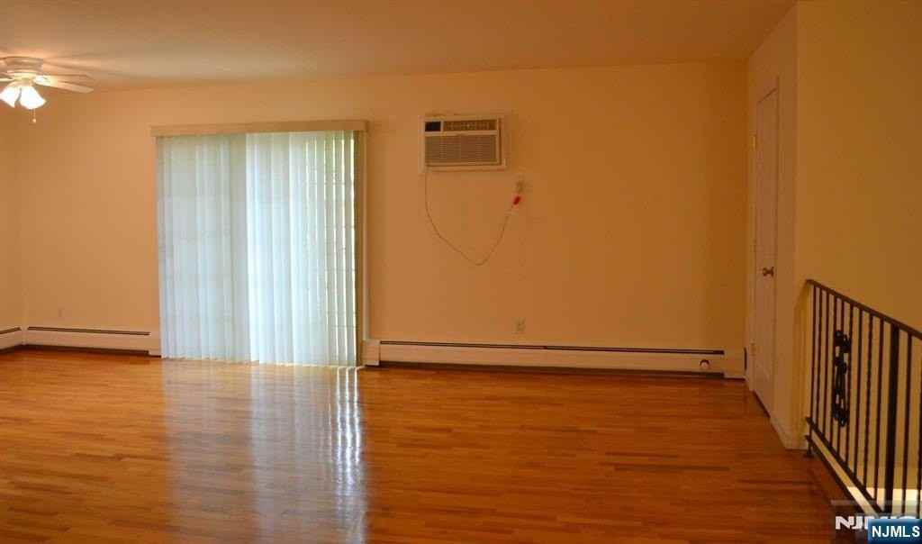 110 Midland Ave Apt 13a - Photo 2 of 10
