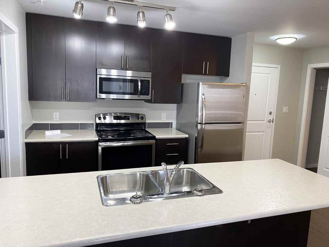 Elk Pointe Estates - Photo 5 of 18