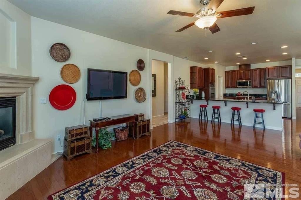 10845 Dancing Aspen Dr - Photo 5 of 9