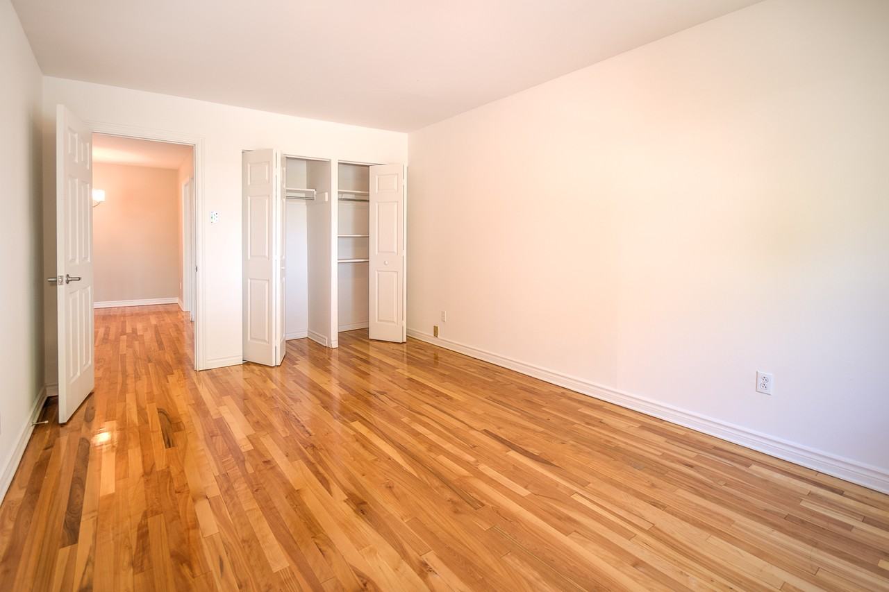 Lakeshore Villa - Photo 6 of 8