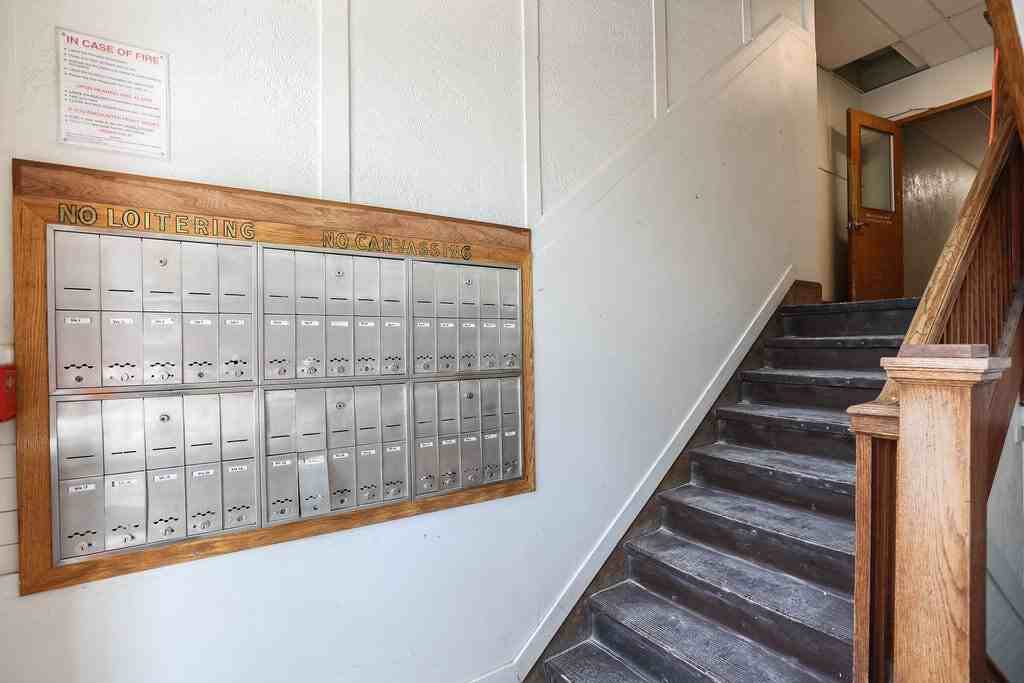 SPARLING APARTMENTS - Photo 6 of 34