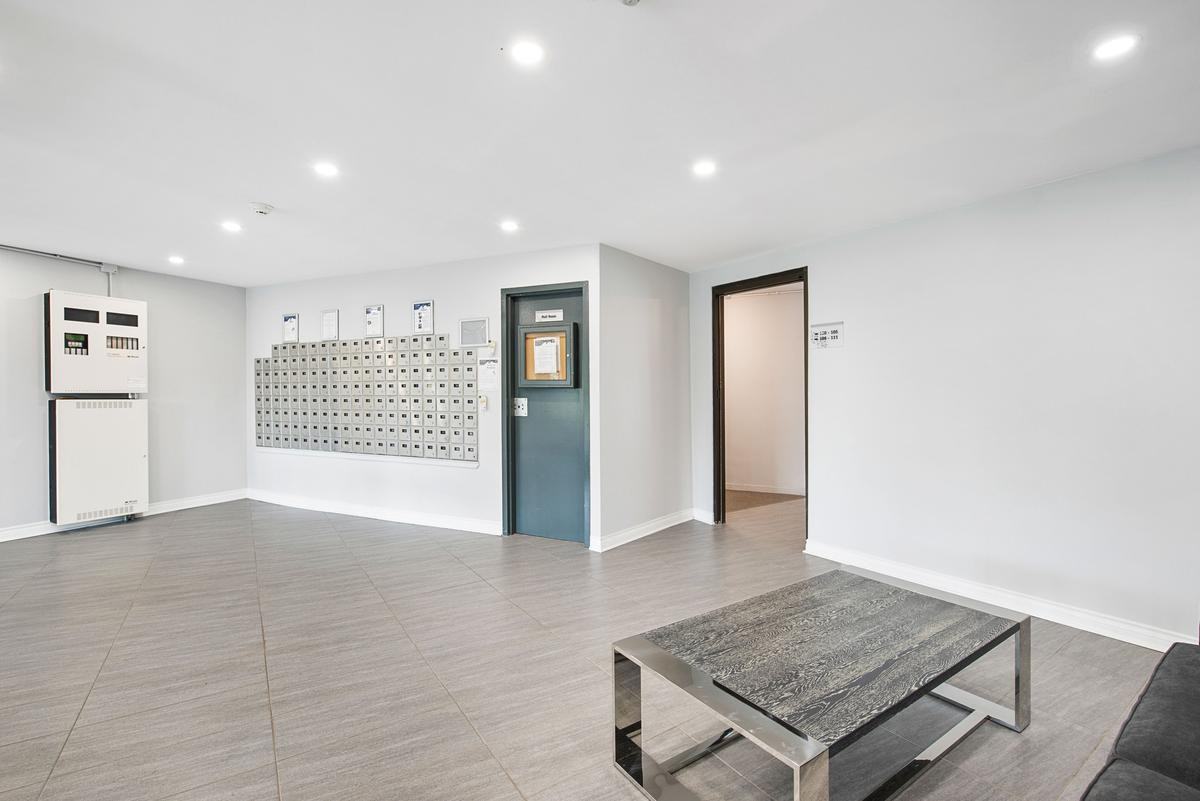 250 Lake Street - Photo 3 of 10