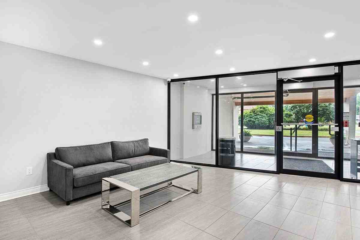 250 Lake Street - Photo 6 of 10