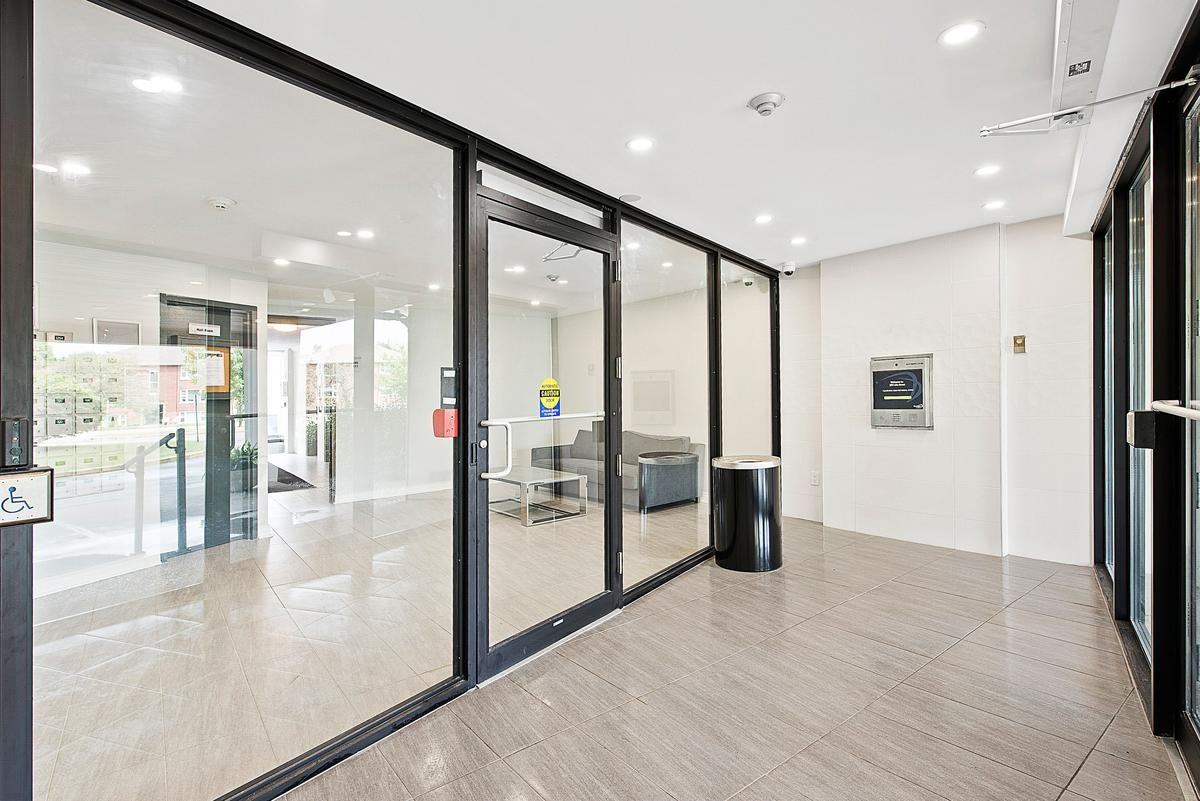 250 Lake Street - Photo 7 of 10