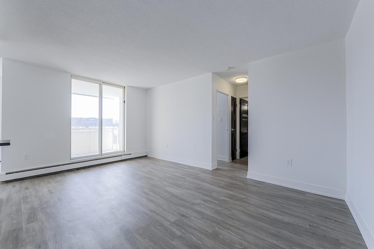 292 Oakdale Avenue - Photo 6 of 24