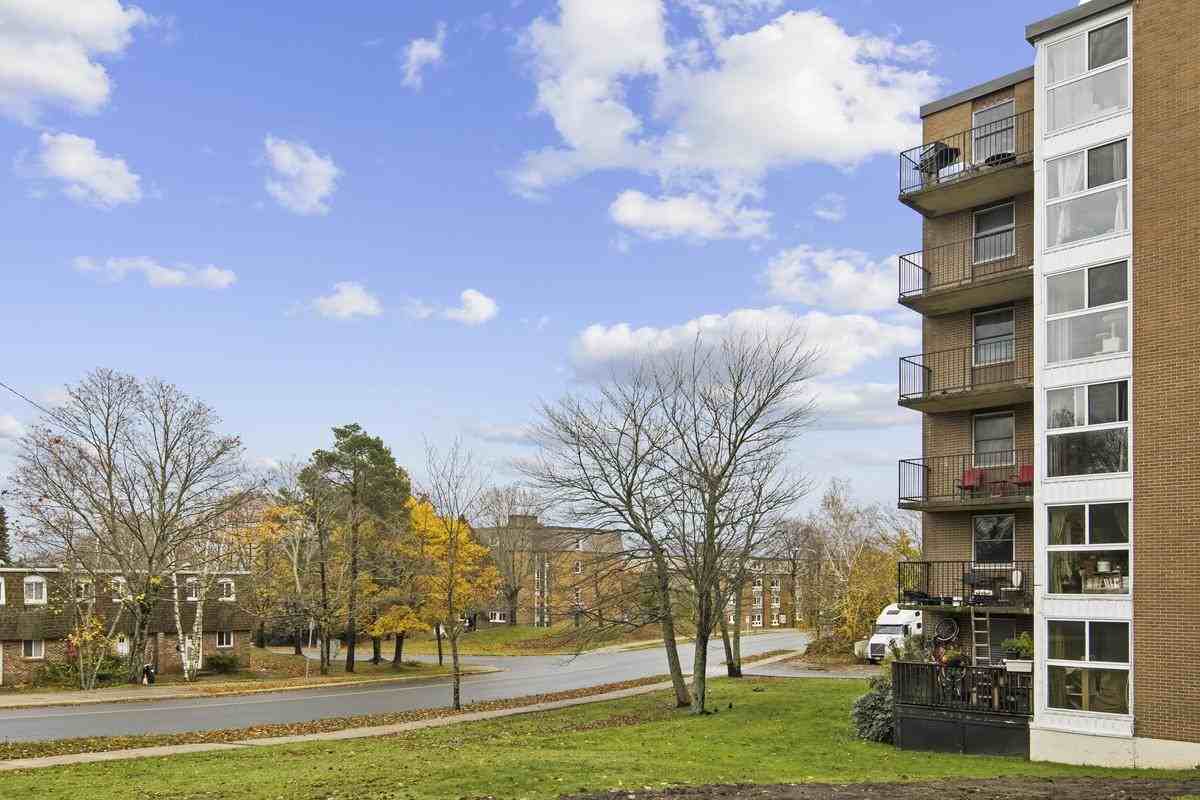 200 Willett Street - Photo 4 of 5