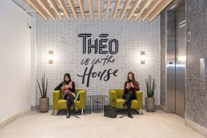 featured image of 305 Rideau St