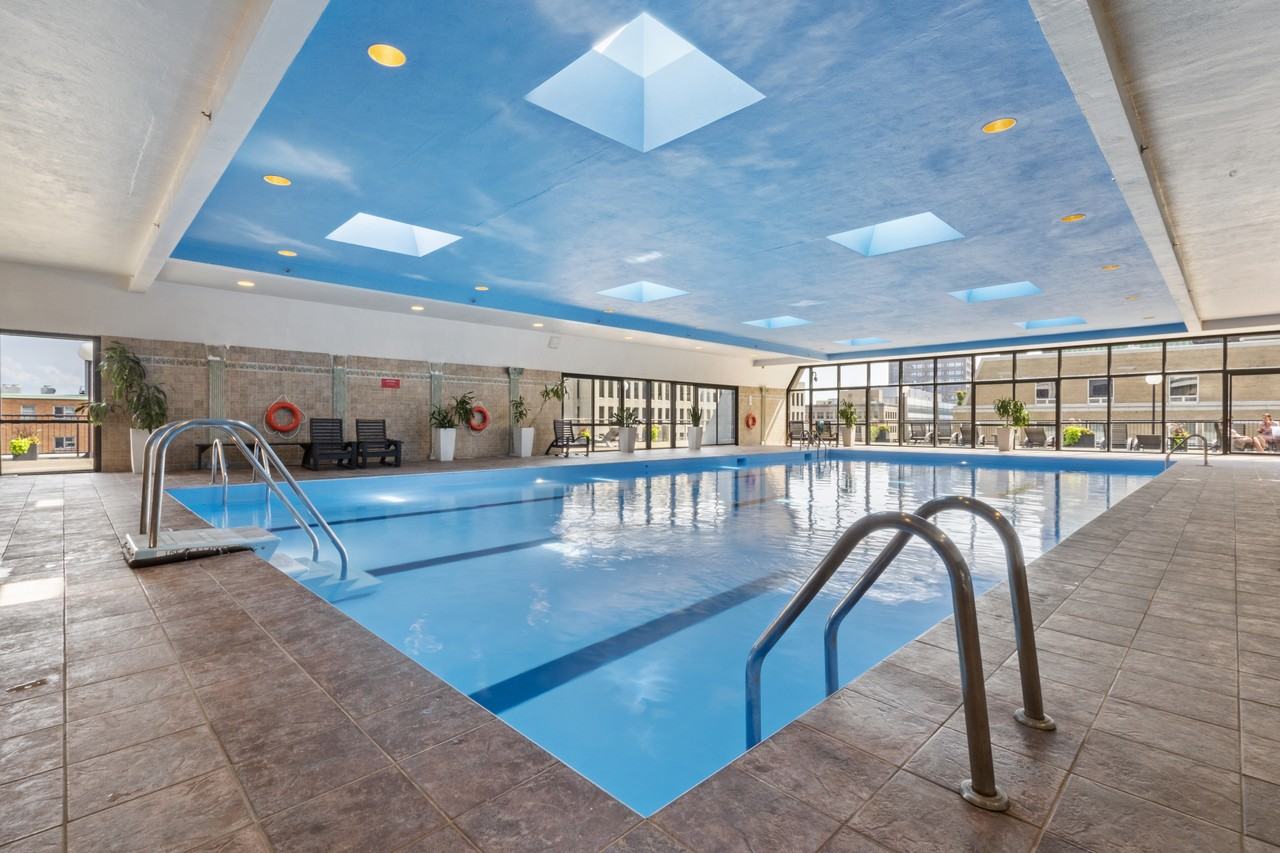 Plaza Tower Apartments - Photo 5 of 30