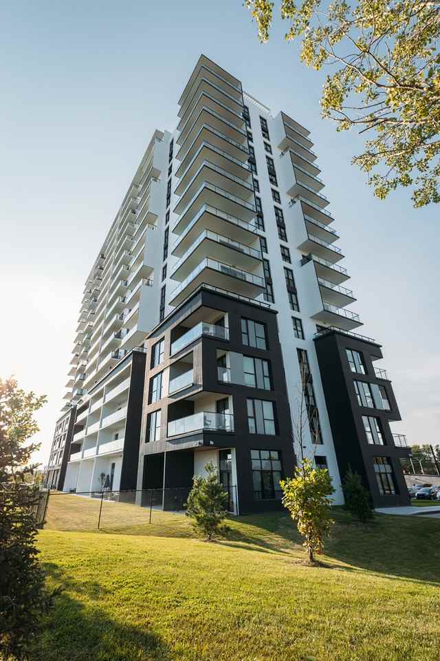 Sofia Yorkville - Photo 4 of 19