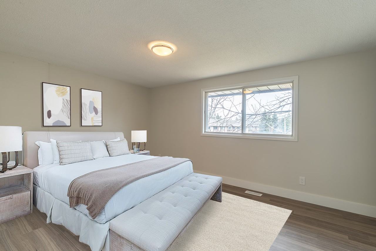 33 & 44 Berkley Drive - Photo 4 of 40