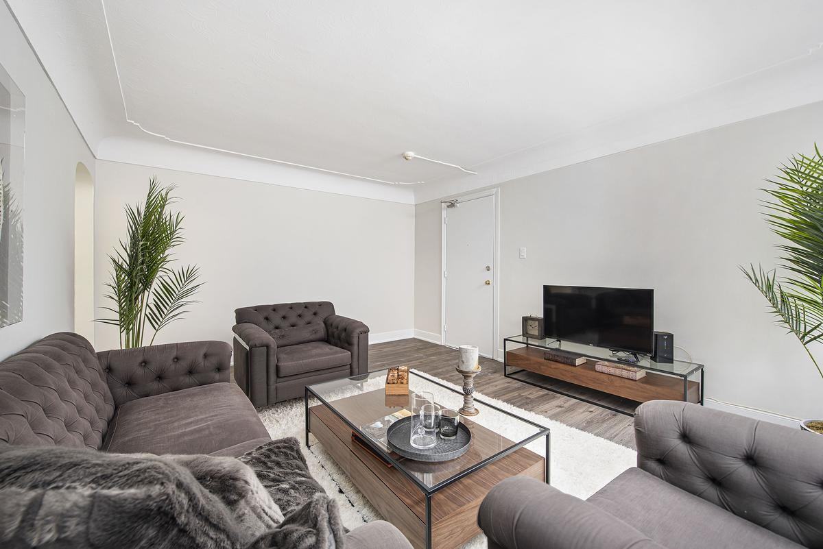 113-123 Emerald St. S. - Photo 7 of 14