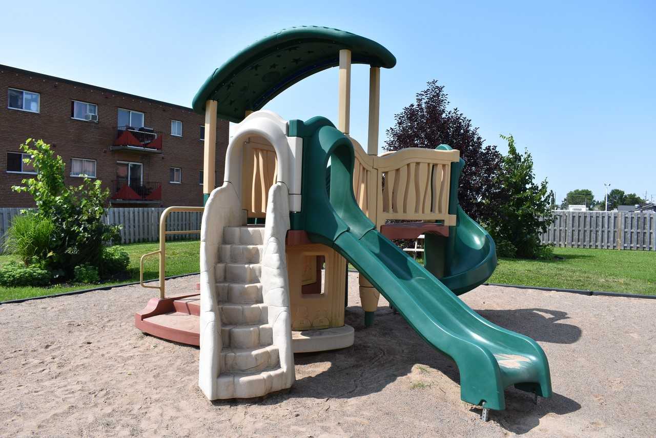 Willow Properties - Photo 3 of 23