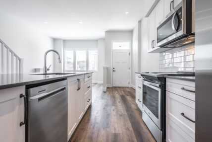 Bear Mountain Townhomes - Photo 7 of 21