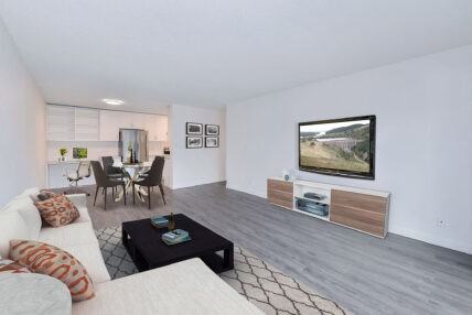 Fernwood Manor Apartments - Photo 5 of 33