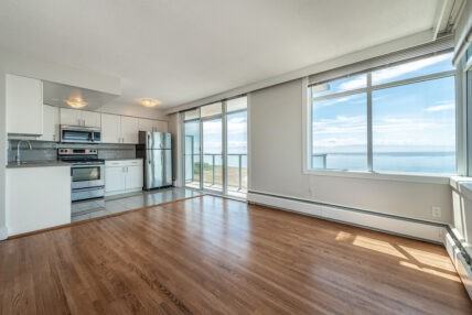 Seaview Towers Apartments - Photo 3 of 50