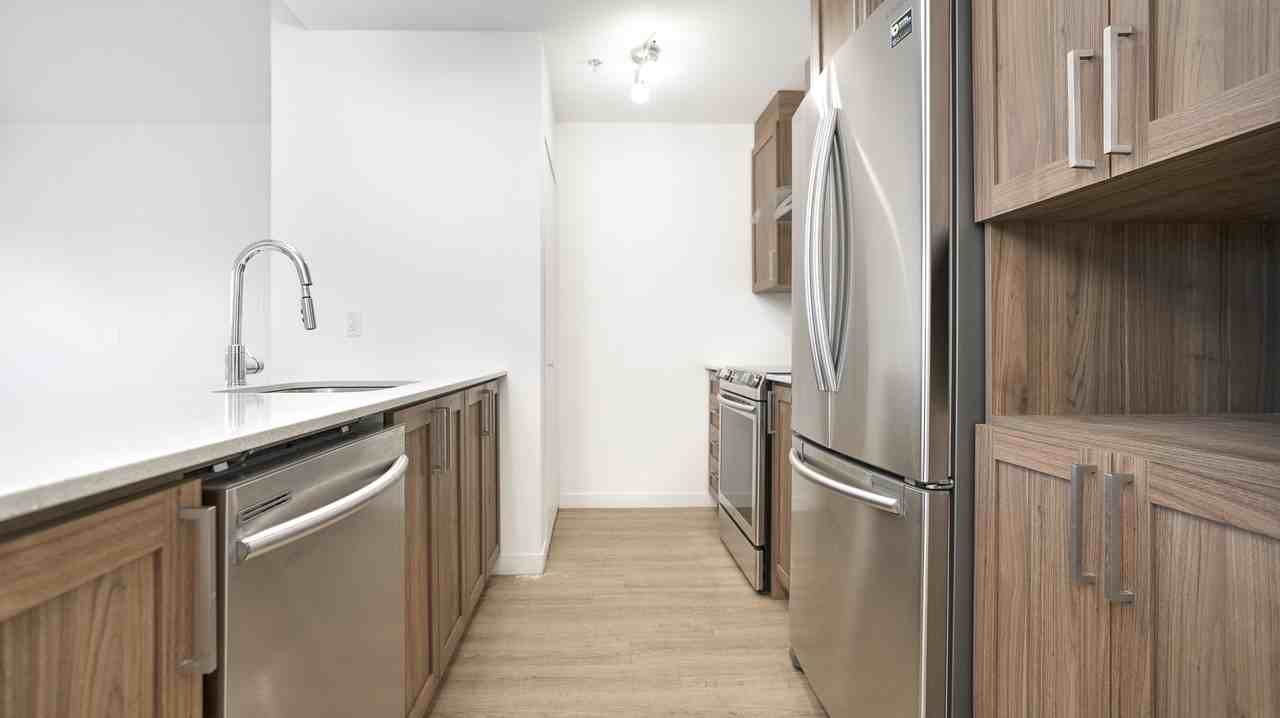 9801 Rue Ceres - Douek.ca - Photo 3 of 50