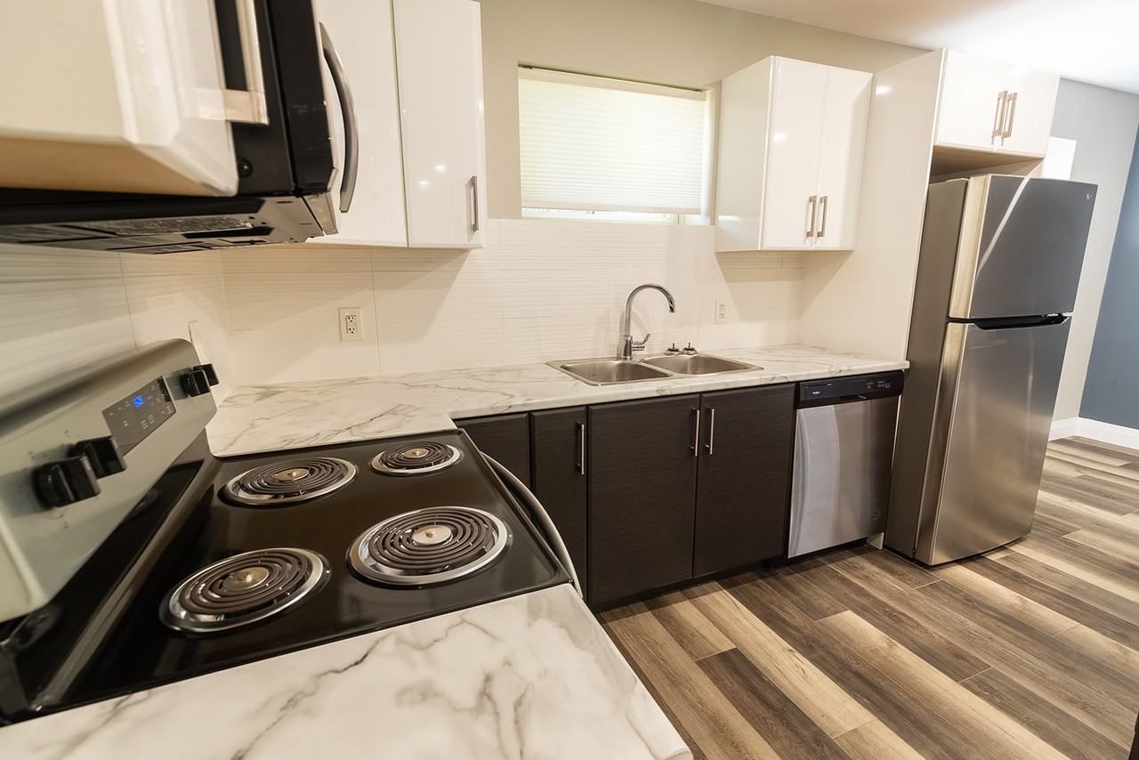 Westgate Village Townhomes - Photo 3 of 36