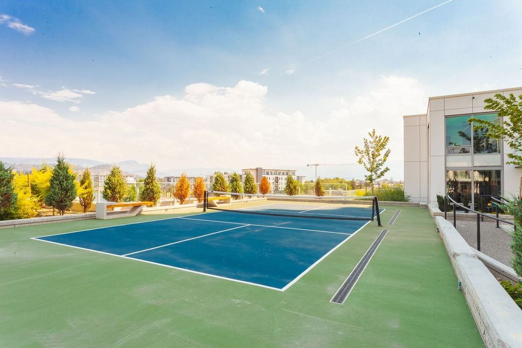 Boho Luxe - Photo 4 of 26