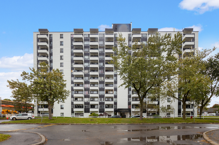 2969 Fairlea Crescent - Photo 2 of 18