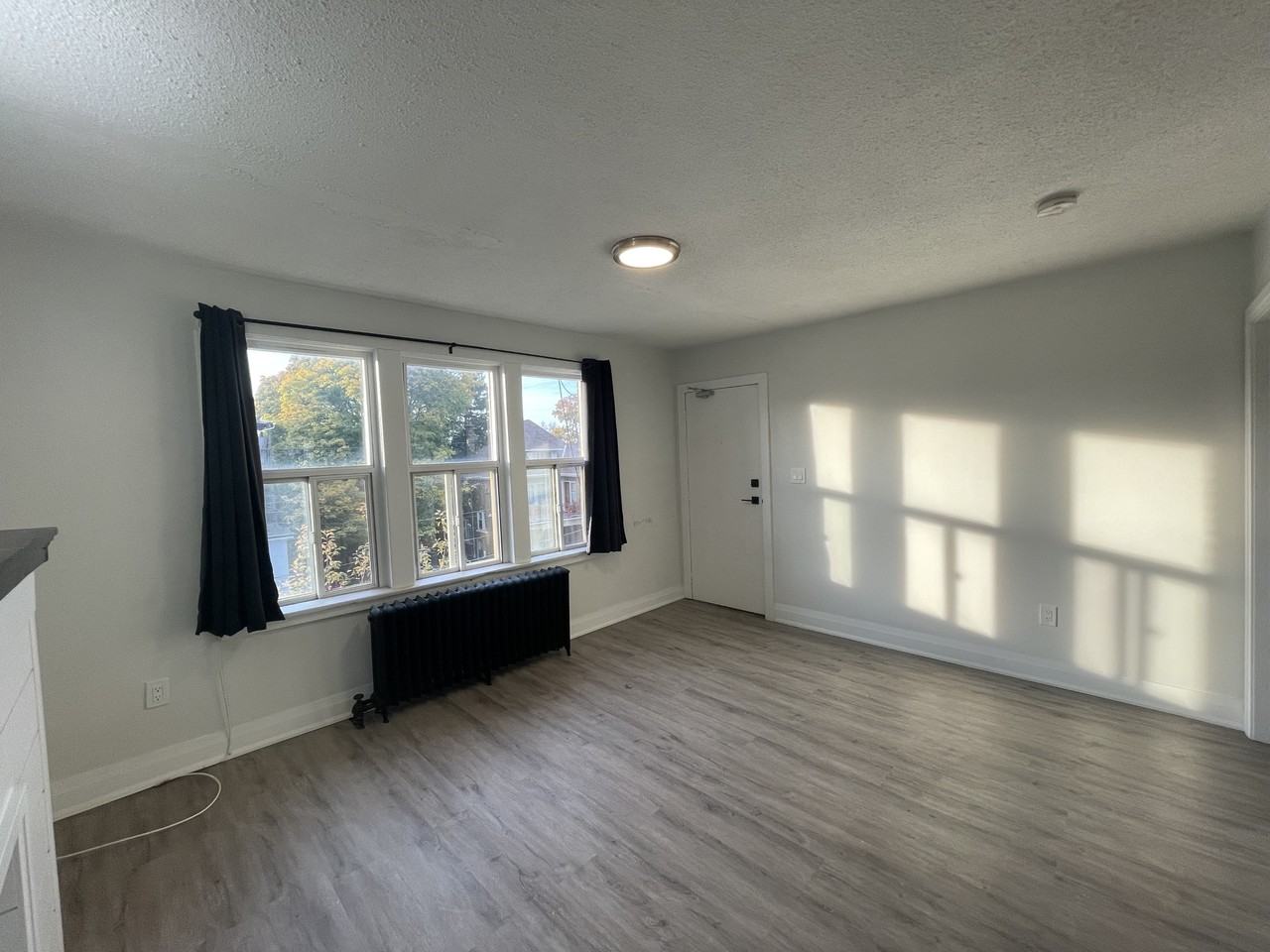 115/121 Leinster Ave S - Photo 7 of 44