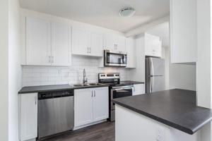 featured image of 21 19-21 Dalegrove Drive