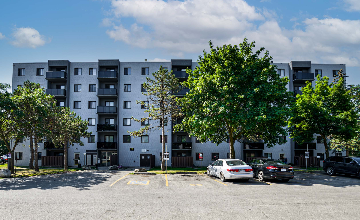 19 & 21 Dalegrove Dr. - Photo 6 of 10