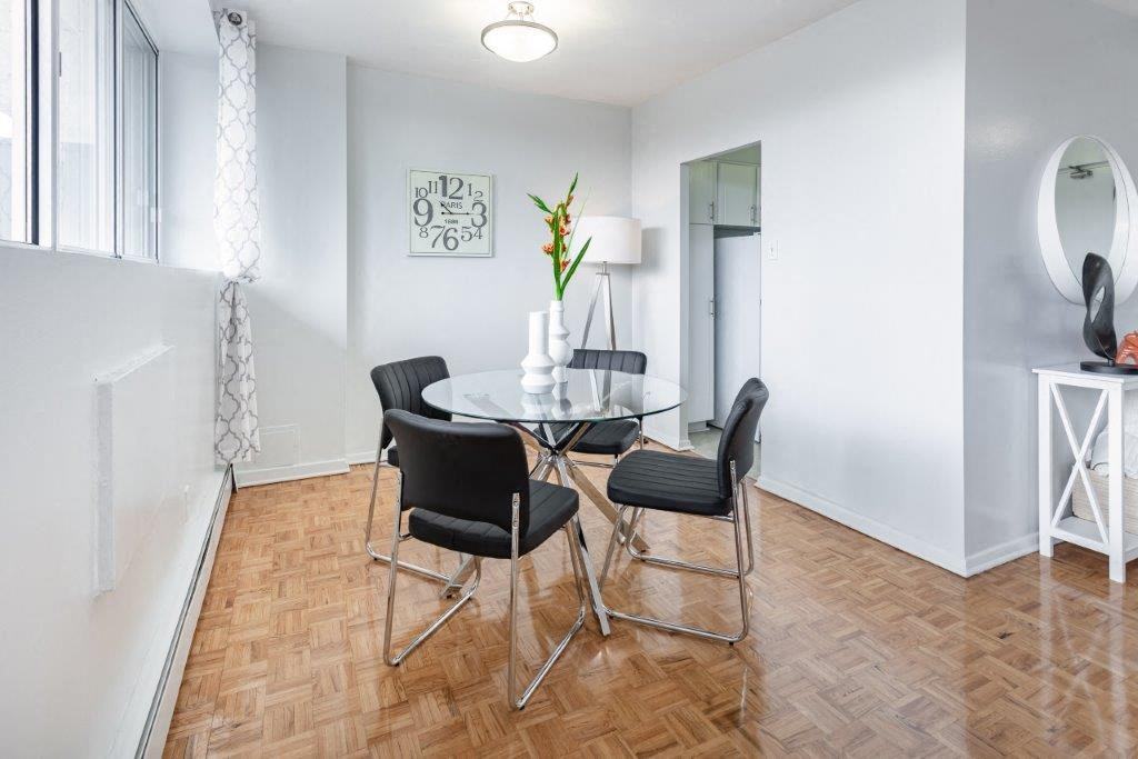 Kingsview Apartments - Photo 5 of 18