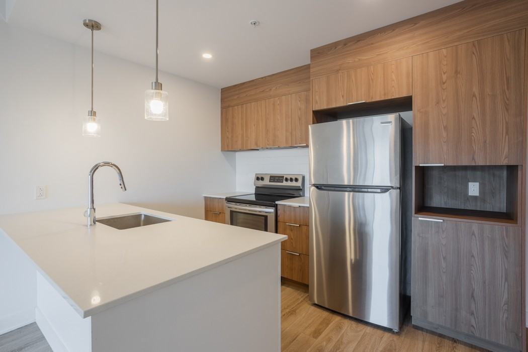 2929 VICTORIA - Photo 6 of 37