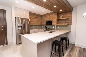 featured image of 5515 Clyde St