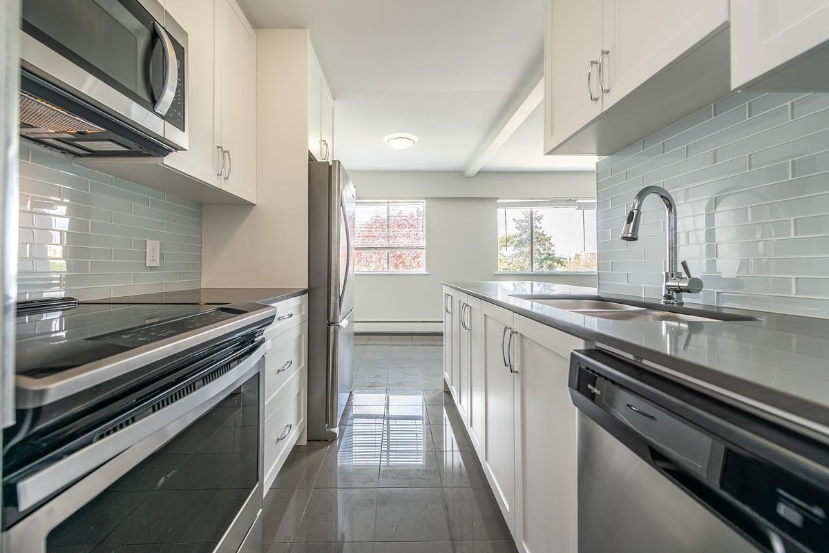 Sanvia Apartments - Photo 4 of 9