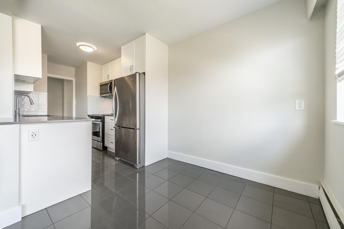 Sanvia Apartments - Photo 5 of 9