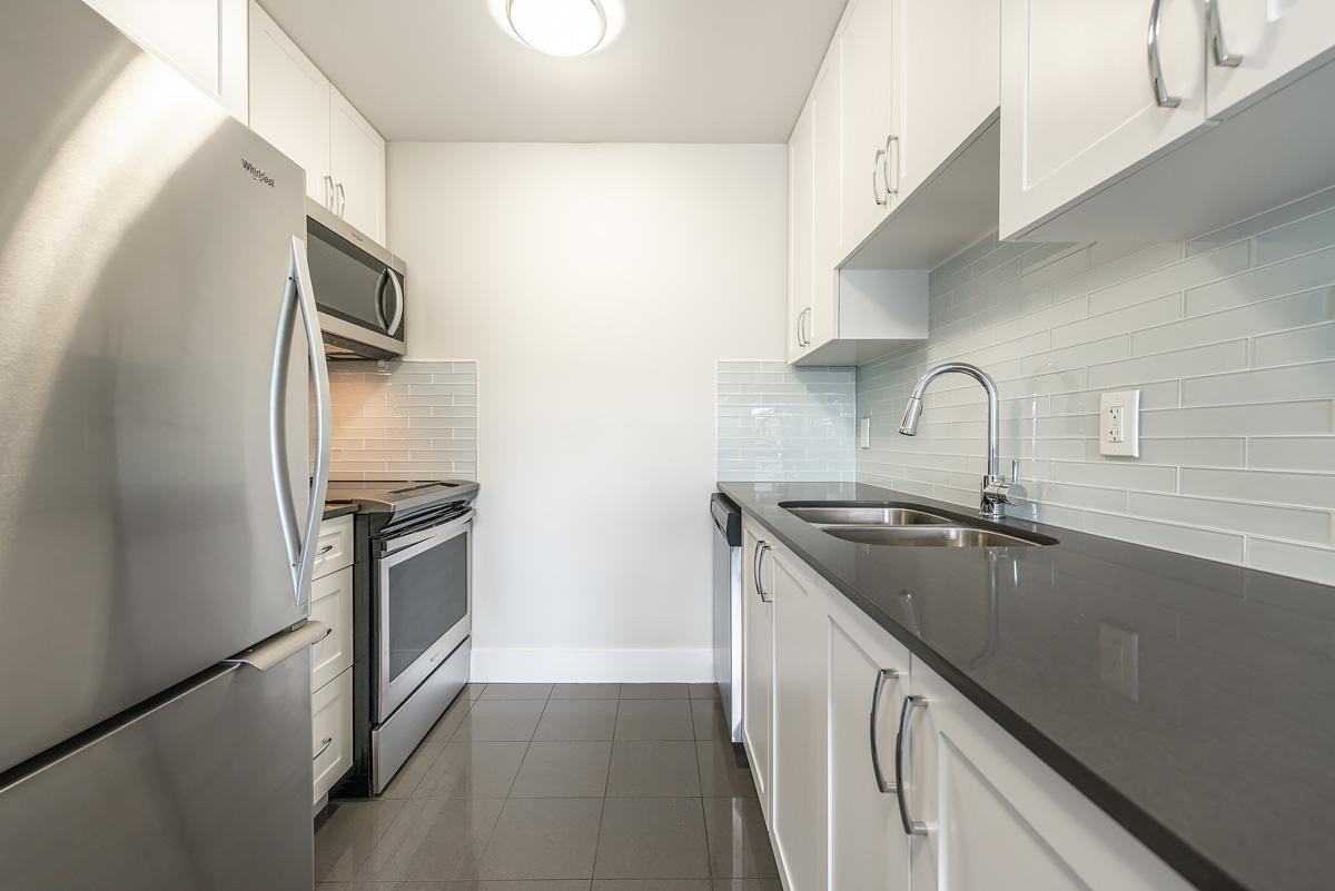 Royal Beach Apartments - Photo 6 of 32