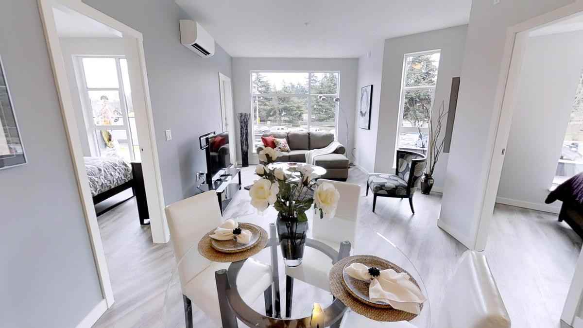 Railside House Apartments - Photo 7 of 16